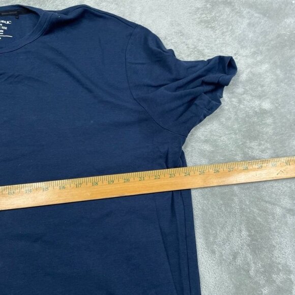Banana Republic Mens Luxe Touch Performance Tee XXL Navy Short Sleeve a0663 - Picture 4 of 6